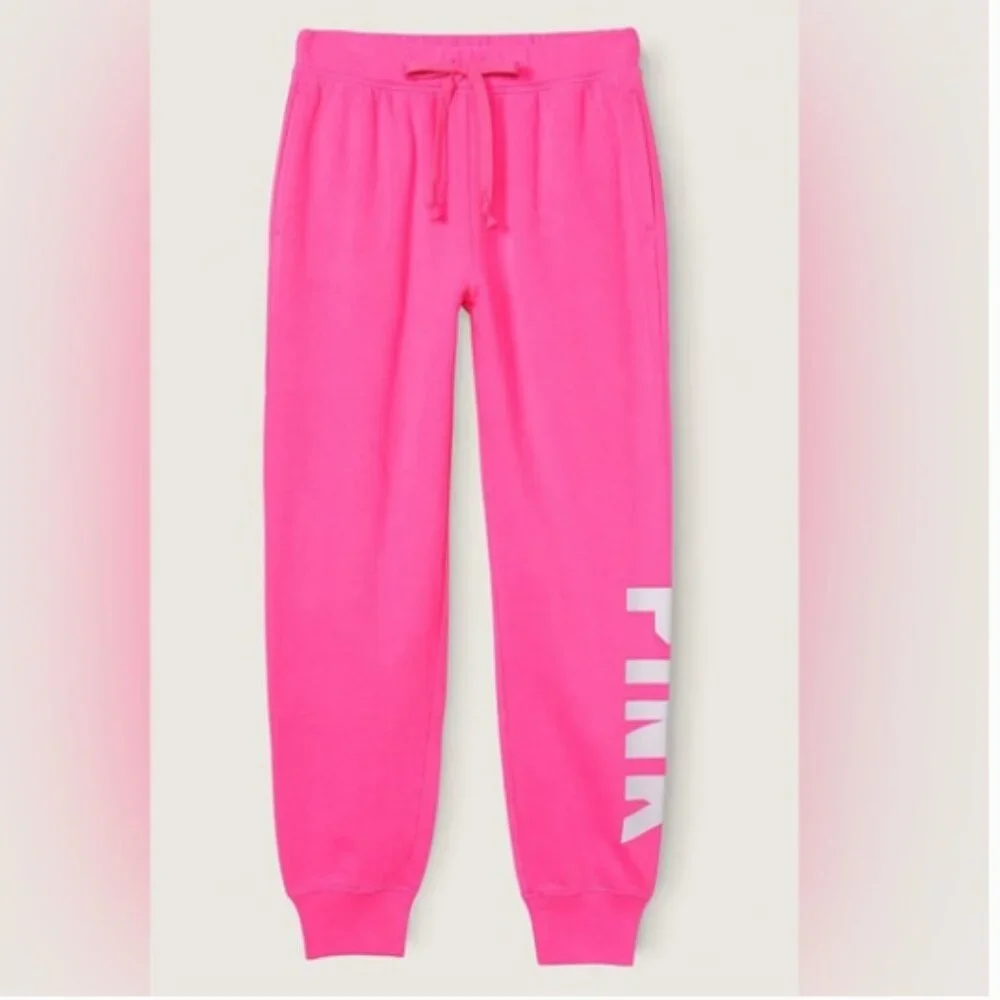 VICTORIA’S SECRET OFF THE SHOULDER LONG SLEEVE TOP & FLEECE JOGGER SET - NWOT - Picture 2 of 14